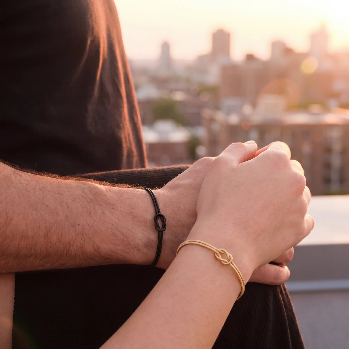 Forever Knot Bracelet – Meaningful Gift for Couples, Best Friends & Family